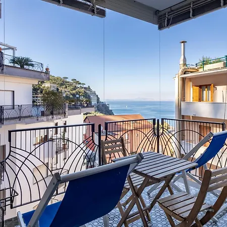 Capo Sereno - Large & Bright With Terrace Апартаменты Сорренто
