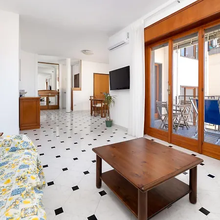 Апартаменты Capo Sereno - Large & Bright With Terrace *