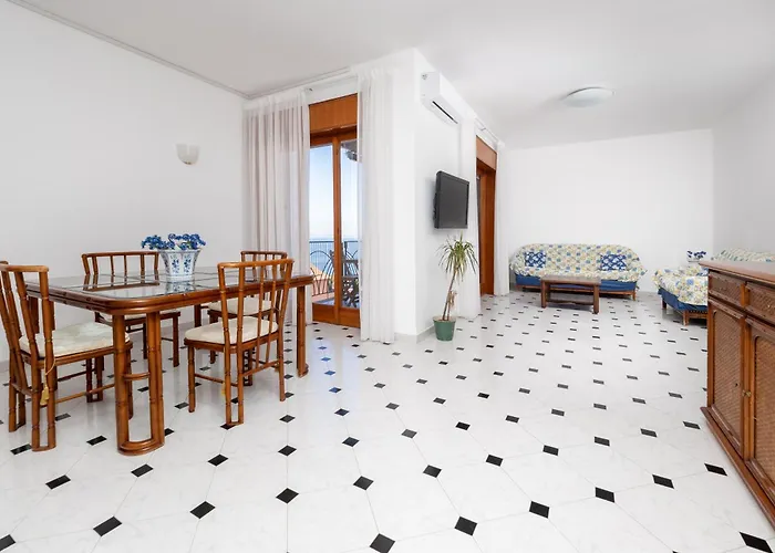 Capo Sereno - Large & Bright With Terrace Appartement