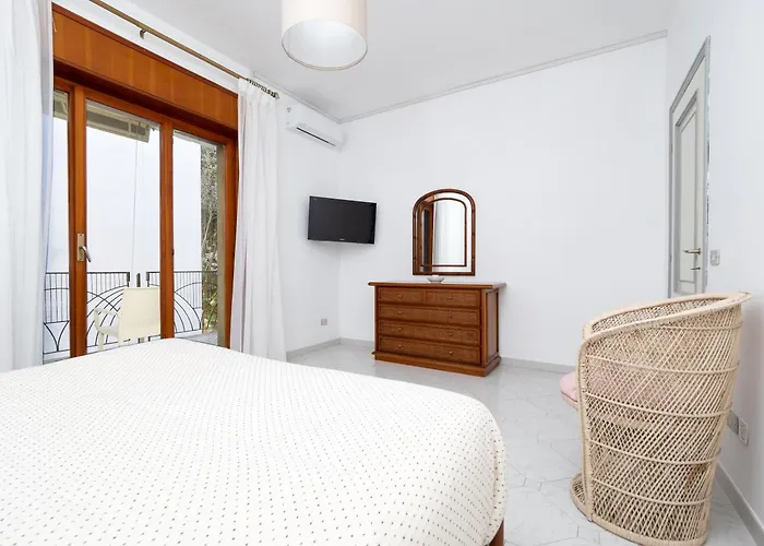 Appartement Capo Sereno - Large & Bright With Terrace Sorrente