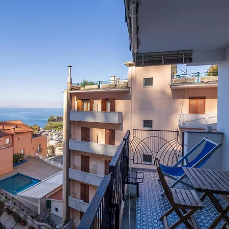 Capo Sereno - Large & Bright With Terrace