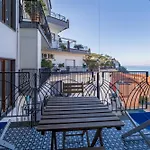 Capo Sereno - Large & Bright With Terrace Apartment Sorrento