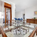 Capo Sereno - Large & Bright With Terrace *
