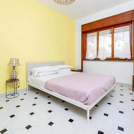 Capo Sereno - Large & Bright With Terrace 索伦托