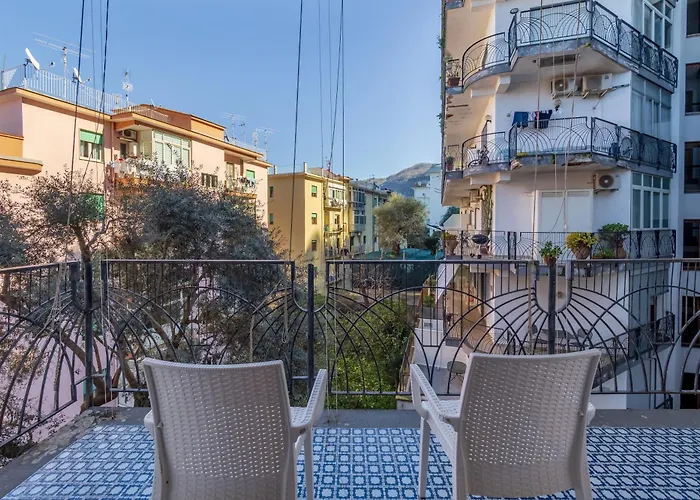 Capo Sereno - Large & Bright With Terrace