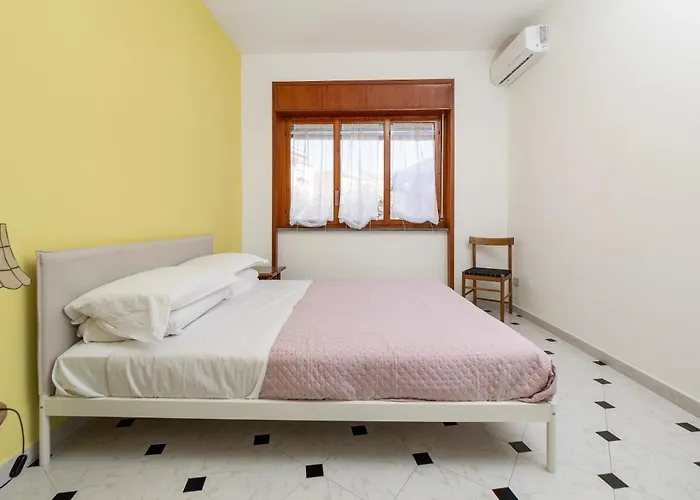 Capo Sereno - Large & Bright With Terrace Διαμέρισμα Σορέντο