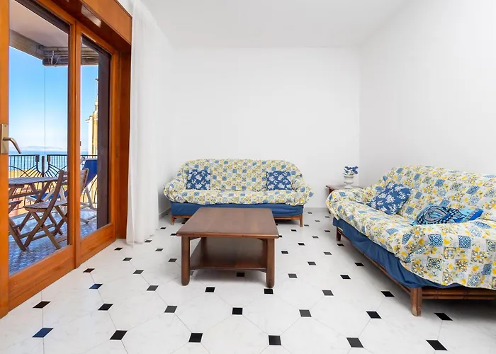 Capo Sereno - Large & Bright With Terrace Διαμέρισμα Σορέντο