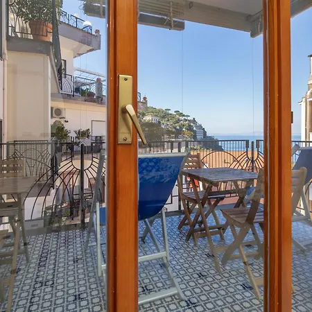 Capo Sereno - Large & Bright With Terrace * Sorrento