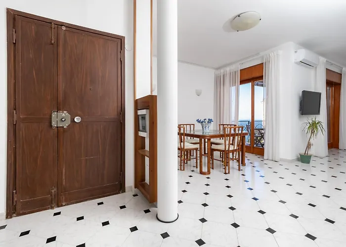 Apartmán Capo Sereno - Large & Bright With Terrace Sorrento