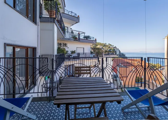 Capo Sereno - Large & Bright With Terrace Apartmán Sorrento