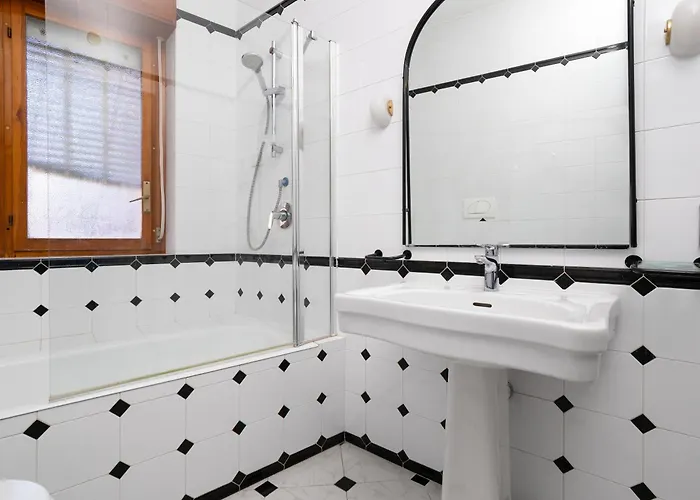 Capo Sereno - Large & Bright With Terrace Sorrento